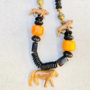 Butterscotch Bakelite Vintage Necklace Wood Animal Pendant Beads